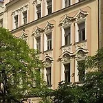 Kralovsky Vinohrad 3*